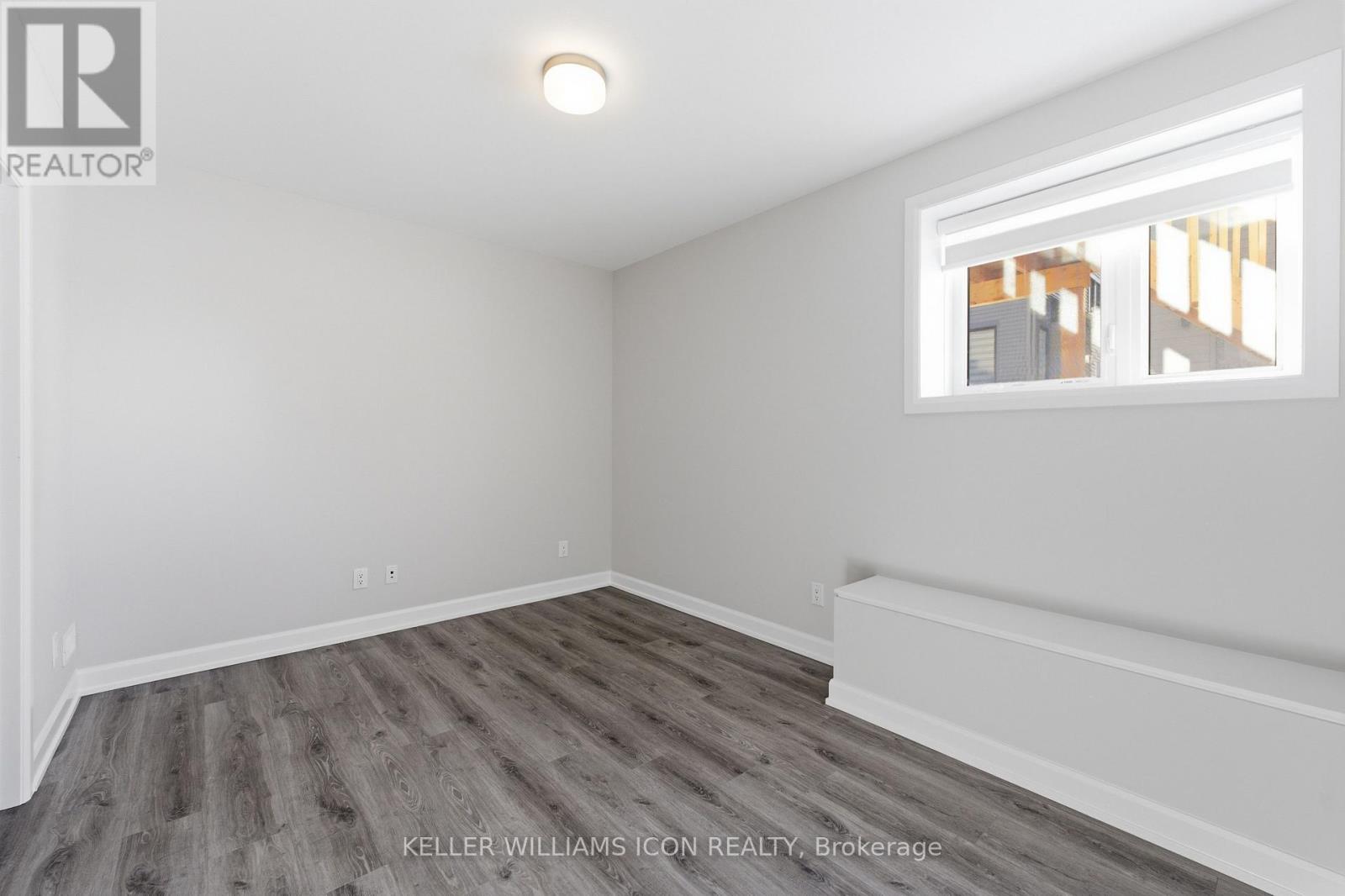 357 Peninsula Road, Ottawa, Ontario  K2J 7L9 - Photo 28 - X12806564