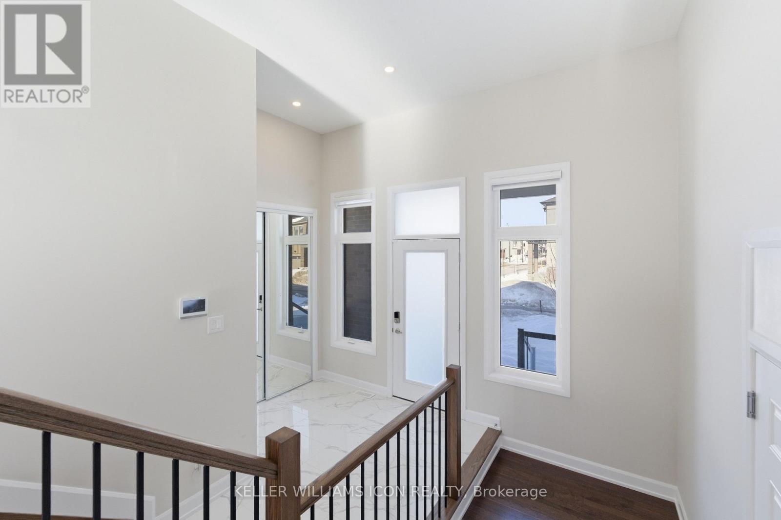 357 Peninsula Road, Ottawa, Ontario  K2J 7L9 - Photo 4 - X12806564