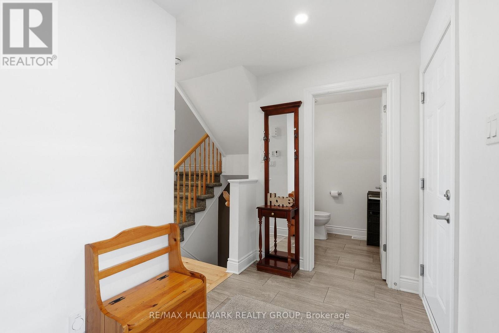 250 Dion Avenue, Clarence-Rockland, Ontario  K4K 0M3 - Photo 5 - X12806576