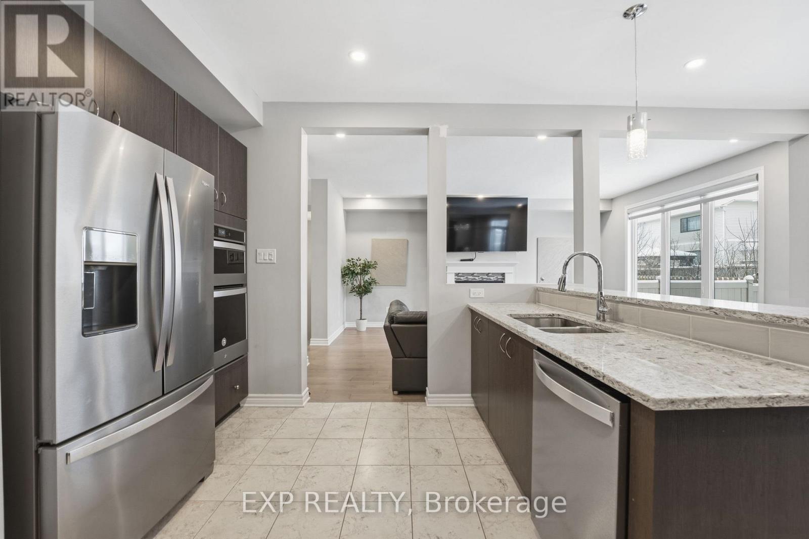 118 Discovery Crescent, Ottawa, Ontario  K2S 0Z9 - Photo 16 - X12806594