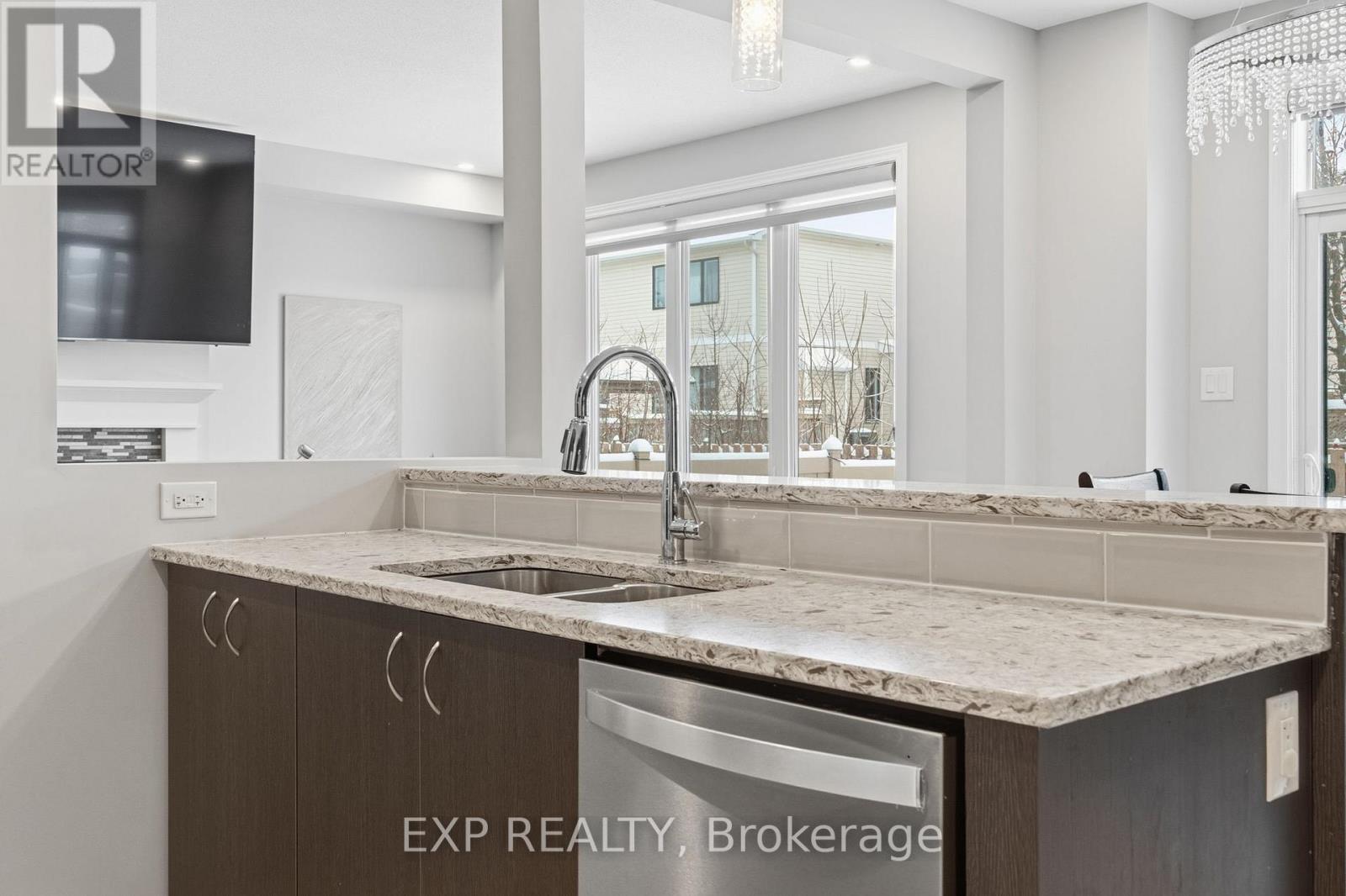 118 Discovery Crescent, Ottawa, Ontario  K2S 0Z9 - Photo 19 - X12806594