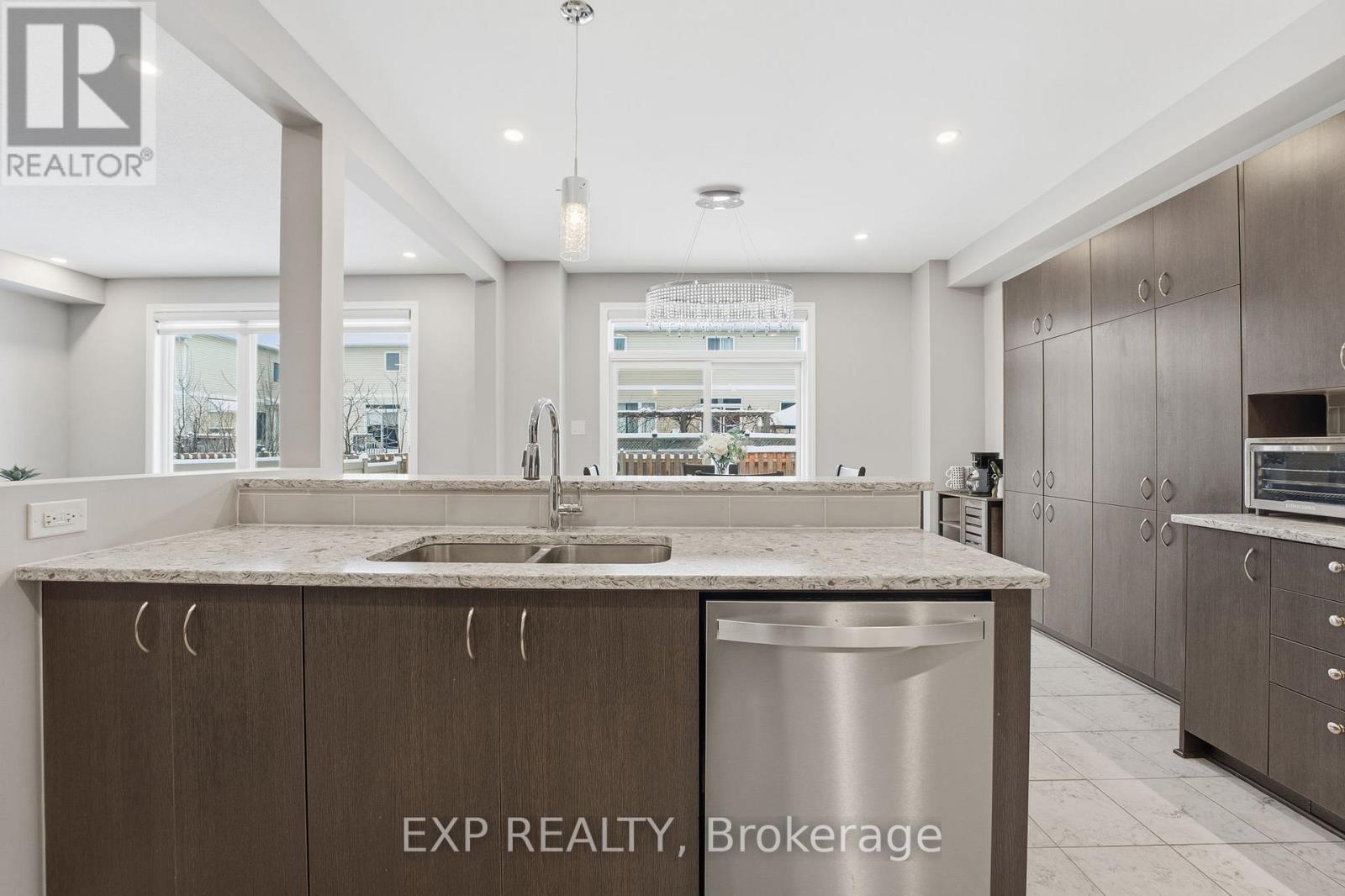 118 Discovery Crescent, Ottawa, Ontario  K2S 0Z9 - Photo 24 - X12806594