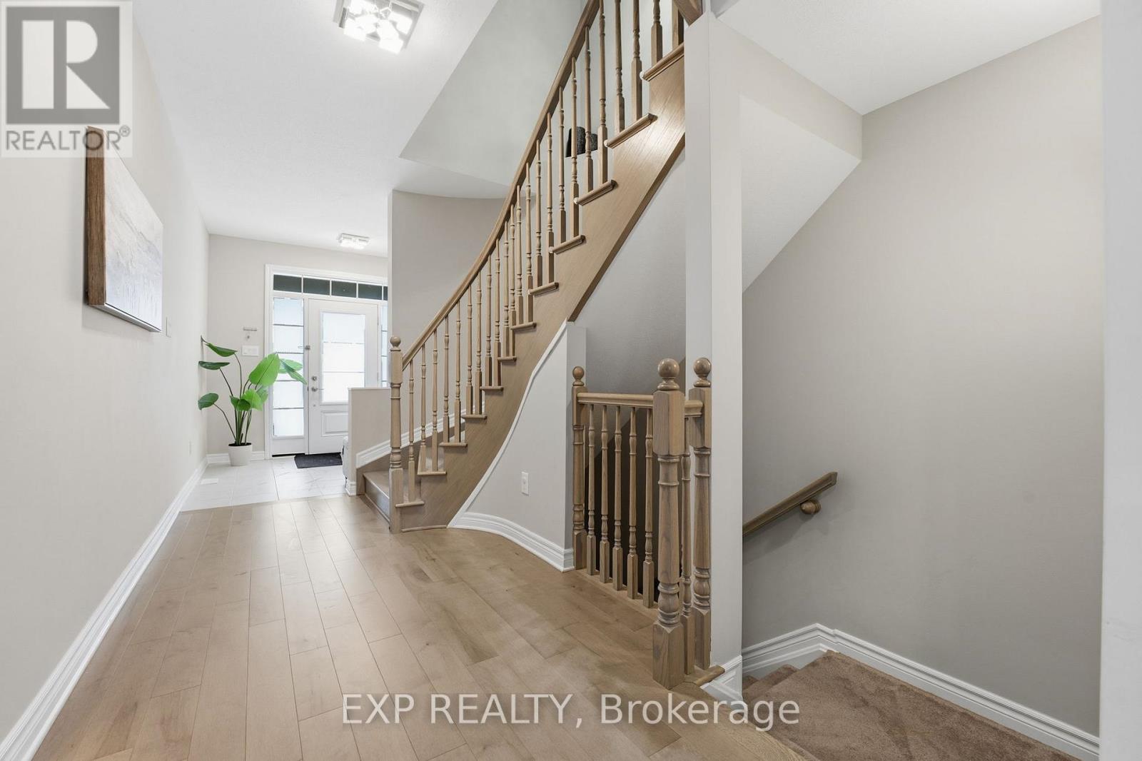 118 Discovery Crescent, Ottawa, Ontario  K2S 0Z9 - Photo 6 - X12806594