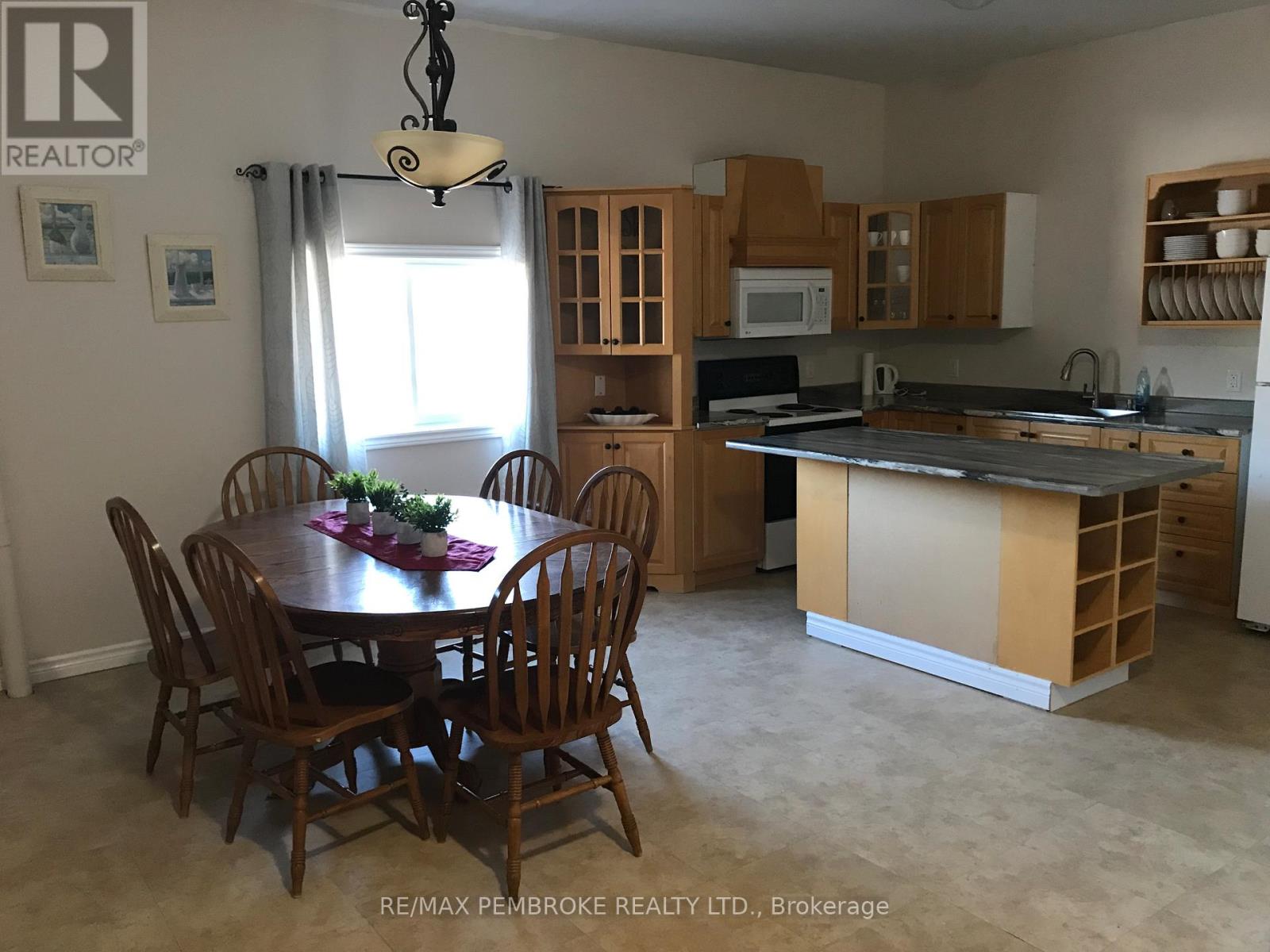 2551 Petawawa Boulevard, Petawawa, Ontario K8H 1Y6 - Photo 36 - X12806498