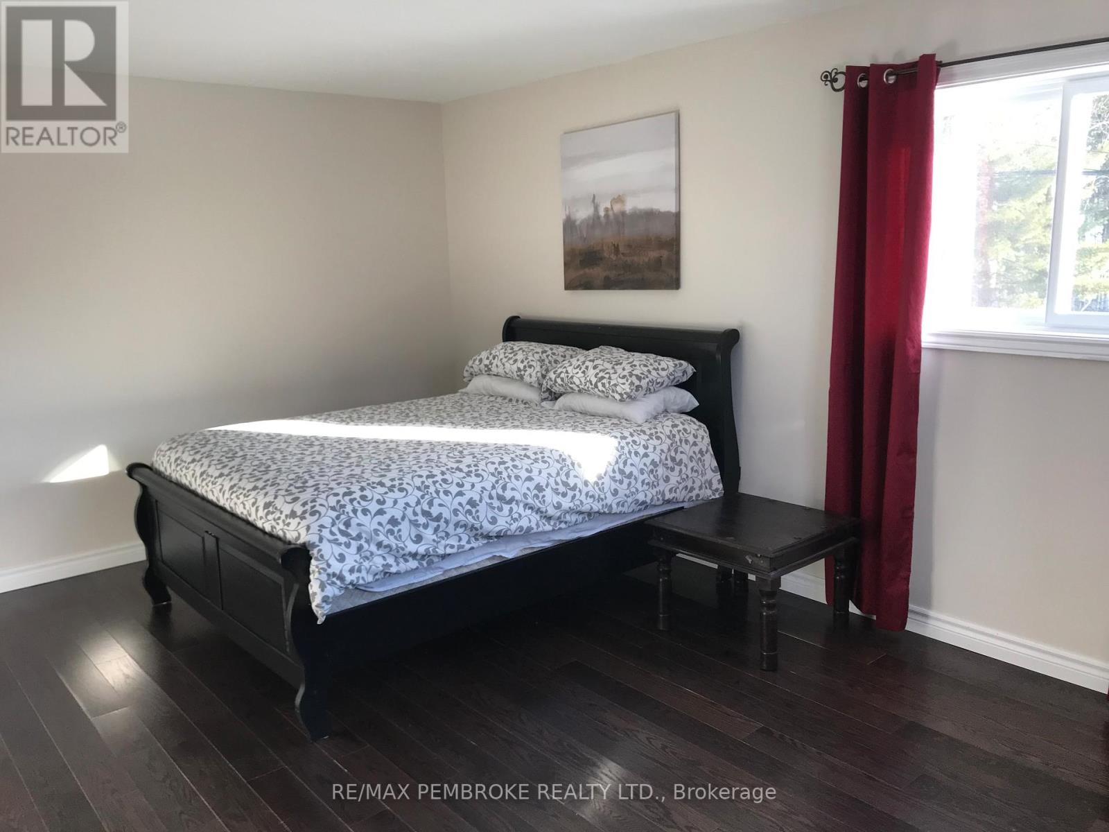 2551 Petawawa Boulevard, Petawawa, Ontario K8H 1Y6 - Photo 43 - X12806498