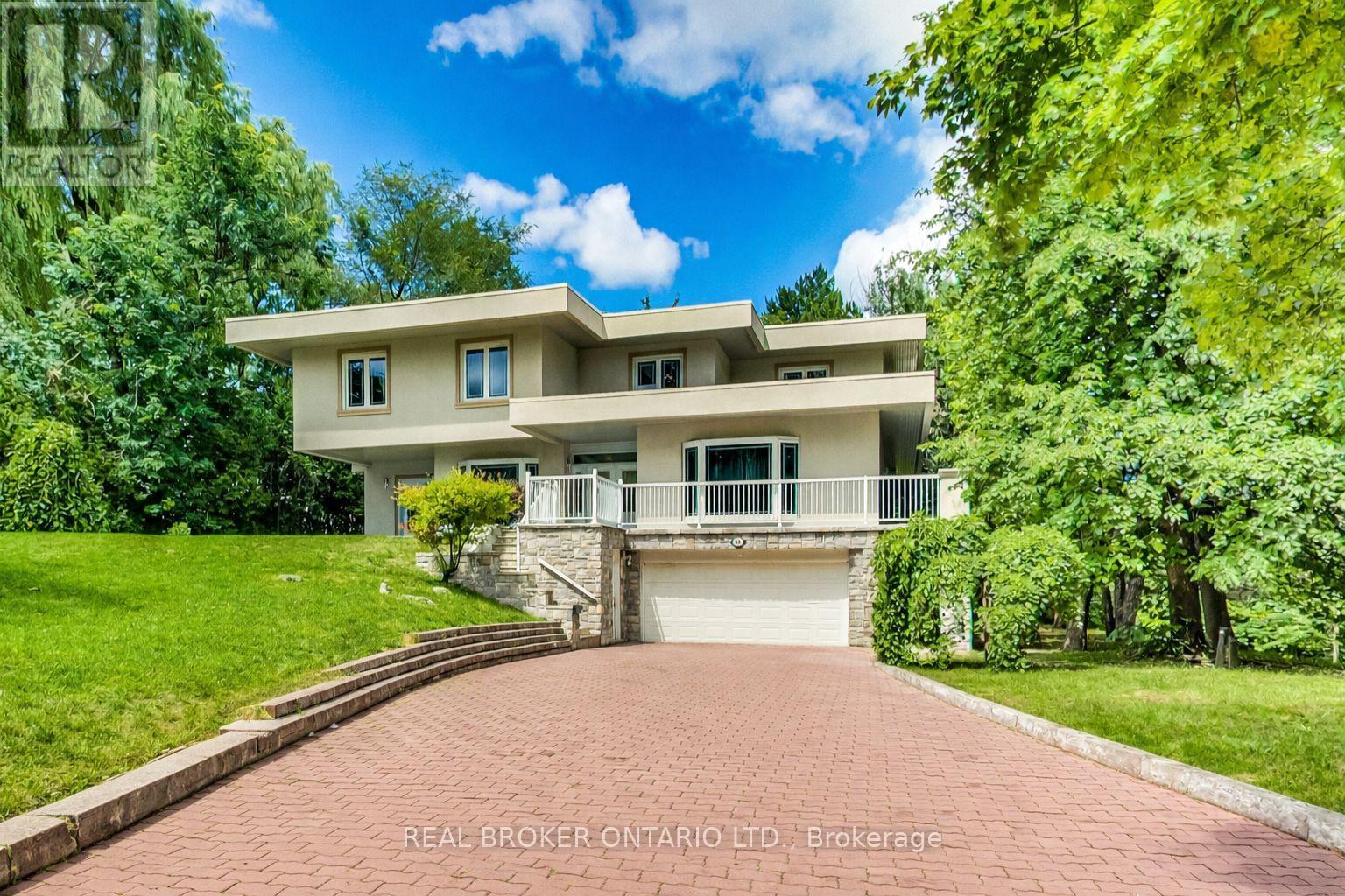 48 SILVERGROVE ROAD, Toronto, Ontario