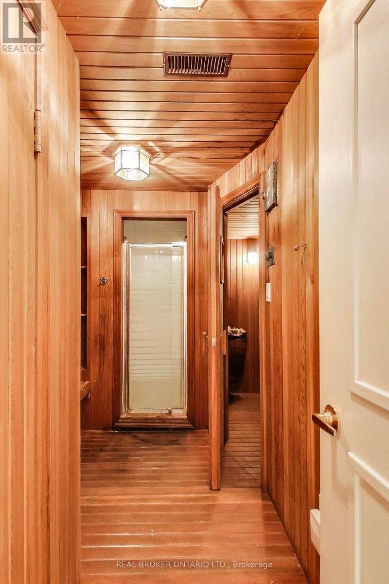 48 Silvergrove Road, Toronto, Ontario  M2L 2N6 - Photo 25 - C12803436