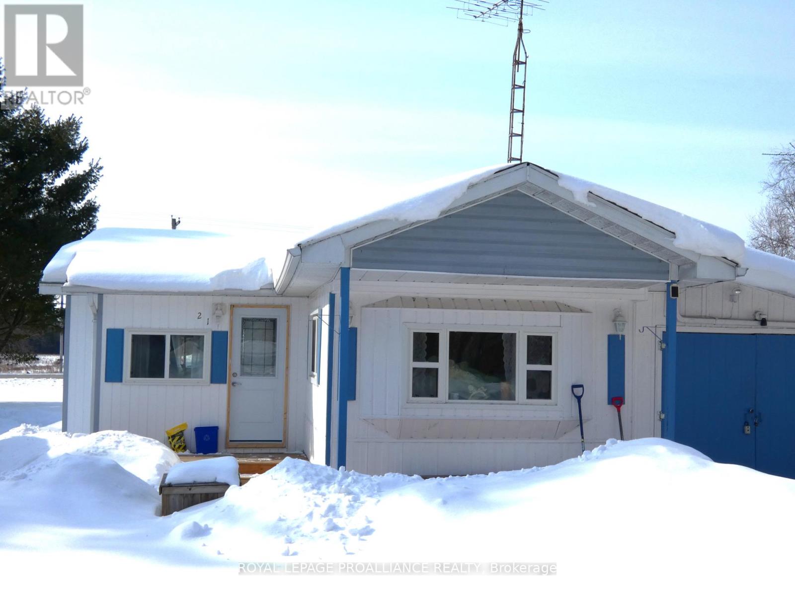 21 - 1645 County Road 42 Road W, Rideau Lakes, Ontario  K0G 1E0 - Photo 2 - X12793480