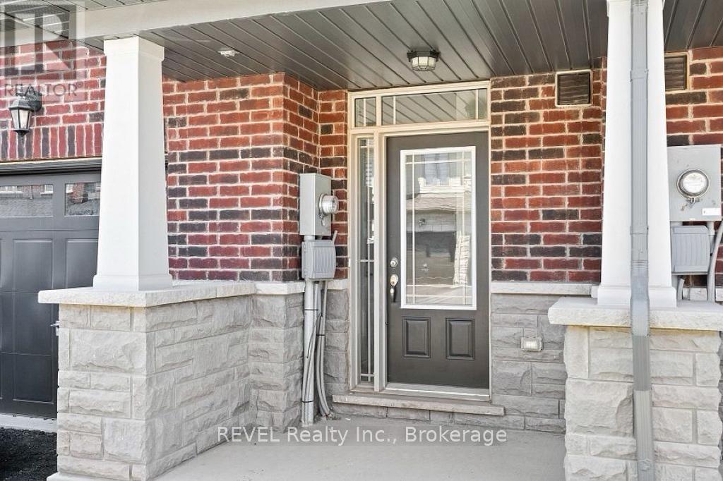 27 Admiral Road, Welland, Ontario  L3B 0H4 - Photo 2 - X12806580