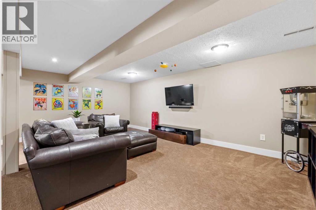 612 Willoughby Crescent Se, Calgary, Alberta  T2J 2A1 - Photo 39 - A2287236