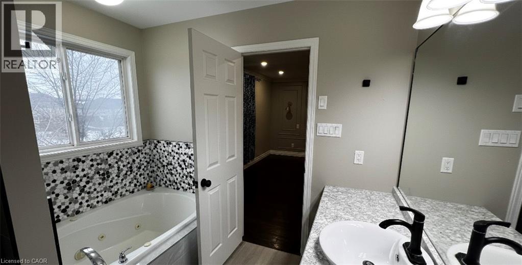 501 Topper Woods Crescent Unit# Upper, Kitchener, Ontario  N2P 2Y4 - Photo 17 - 40806553