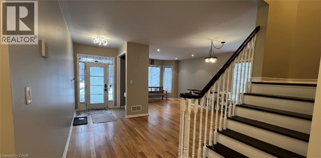 501 Topper Woods Crescent Unit# Upper, Kitchener, Ontario  N2P 2Y4 - Photo 5 - 40806553