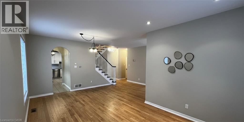 501 Topper Woods Crescent Unit# Upper, Kitchener, Ontario  N2P 2Y4 - Photo 6 - 40806553