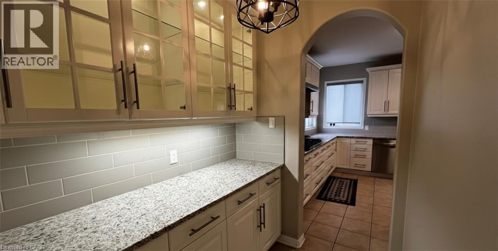 501 Topper Woods Crescent Unit# Upper, Kitchener, Ontario  N2P 2Y4 - Photo 8 - 40806553