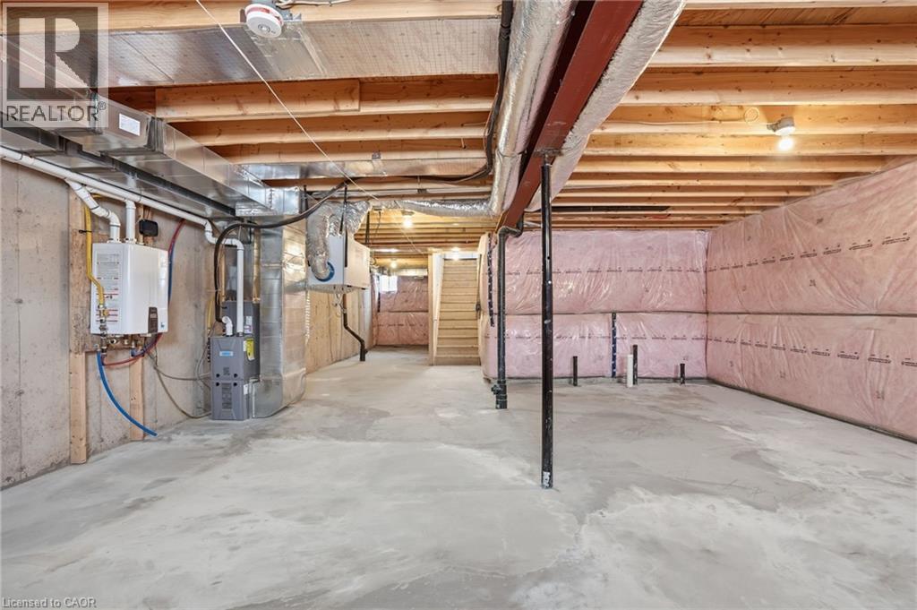 383 Chaffey Street, Welland, Ontario  L3B 0K5 - Photo 12 - 40806500