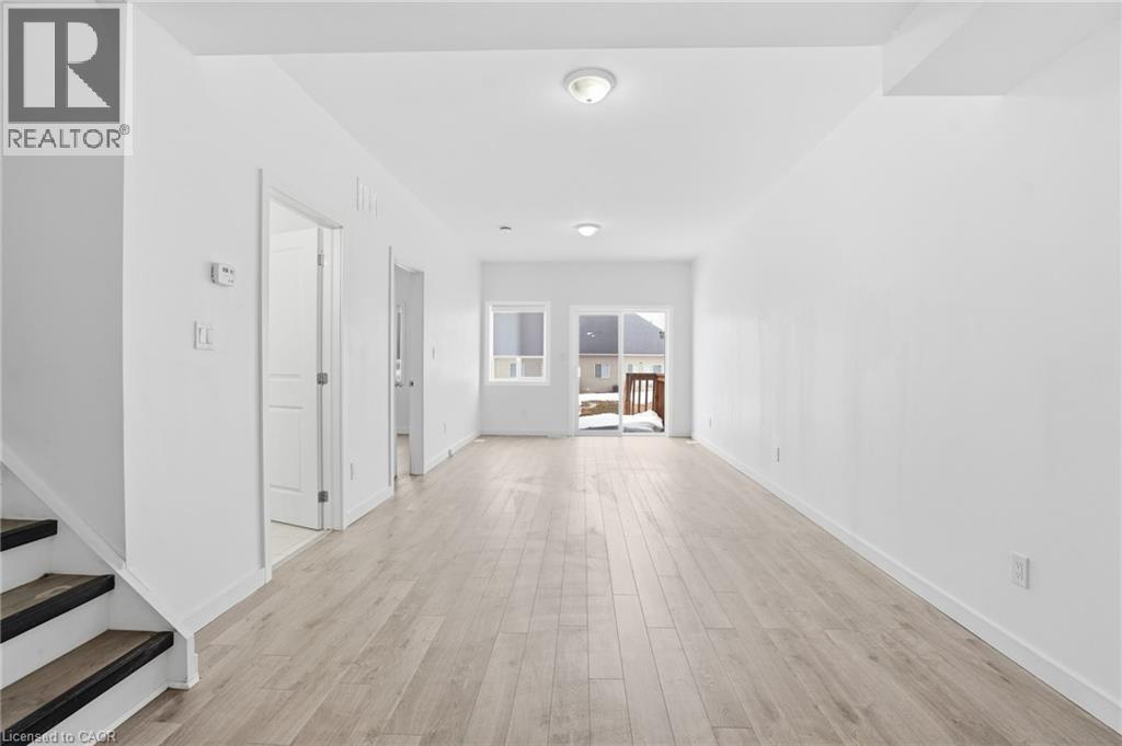 383 Chaffey Street, Welland, Ontario  L3B 0K5 - Photo 8 - 40806500