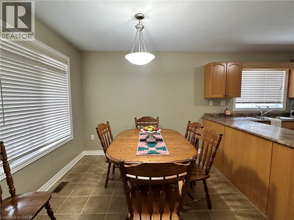 154 Forest Street E, Dunnville, Ontario  N1A 1C1 - Photo 10 - 40805902