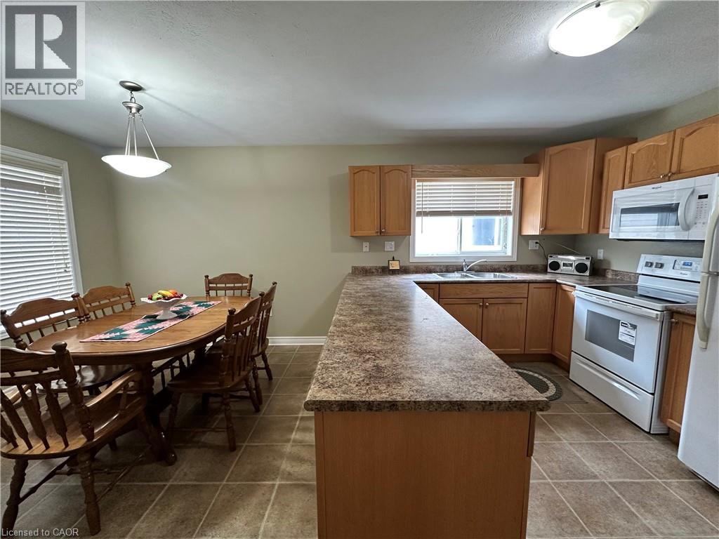 154 Forest Street E, Dunnville, Ontario  N1A 1C1 - Photo 13 - 40805902