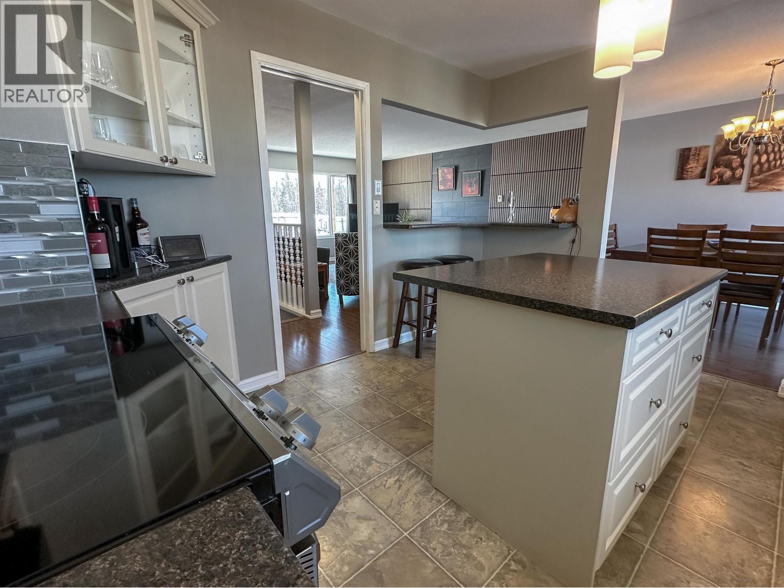 1010 W 7th Avenue, Fort St. James, British Columbia  V0J 1P0 - Photo 9 - R3091162