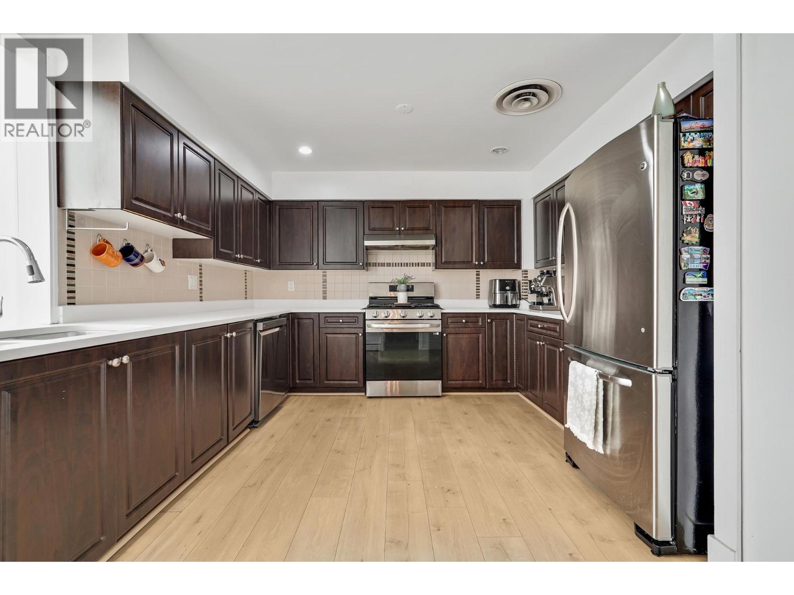 284 54a Street, Delta, British Columbia  V4M 3J3 - Photo 10 - R3091954