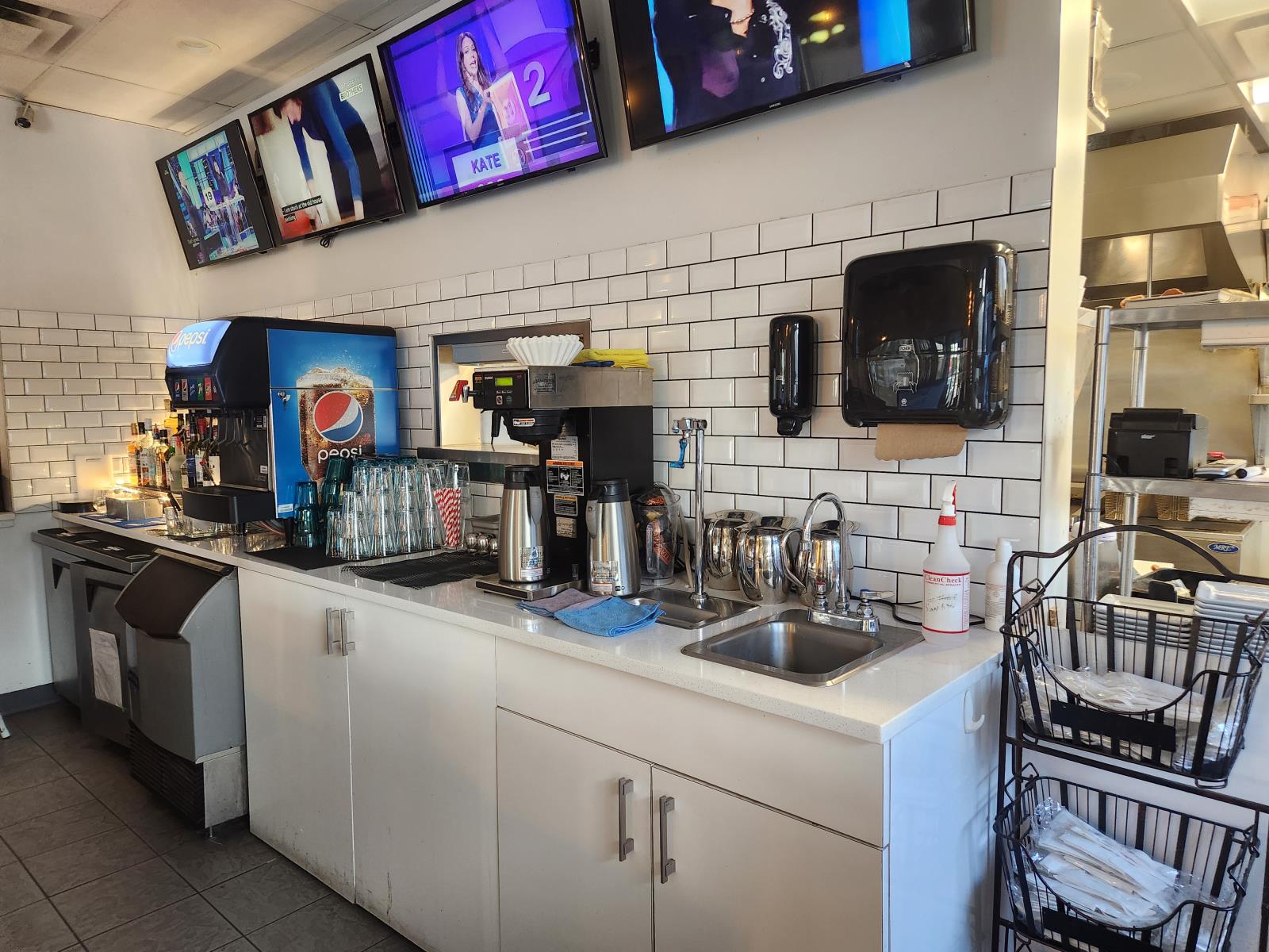 Confidential Ln, Edmonton, Alberta  T8N 2B2 - Photo 3 - 44098662