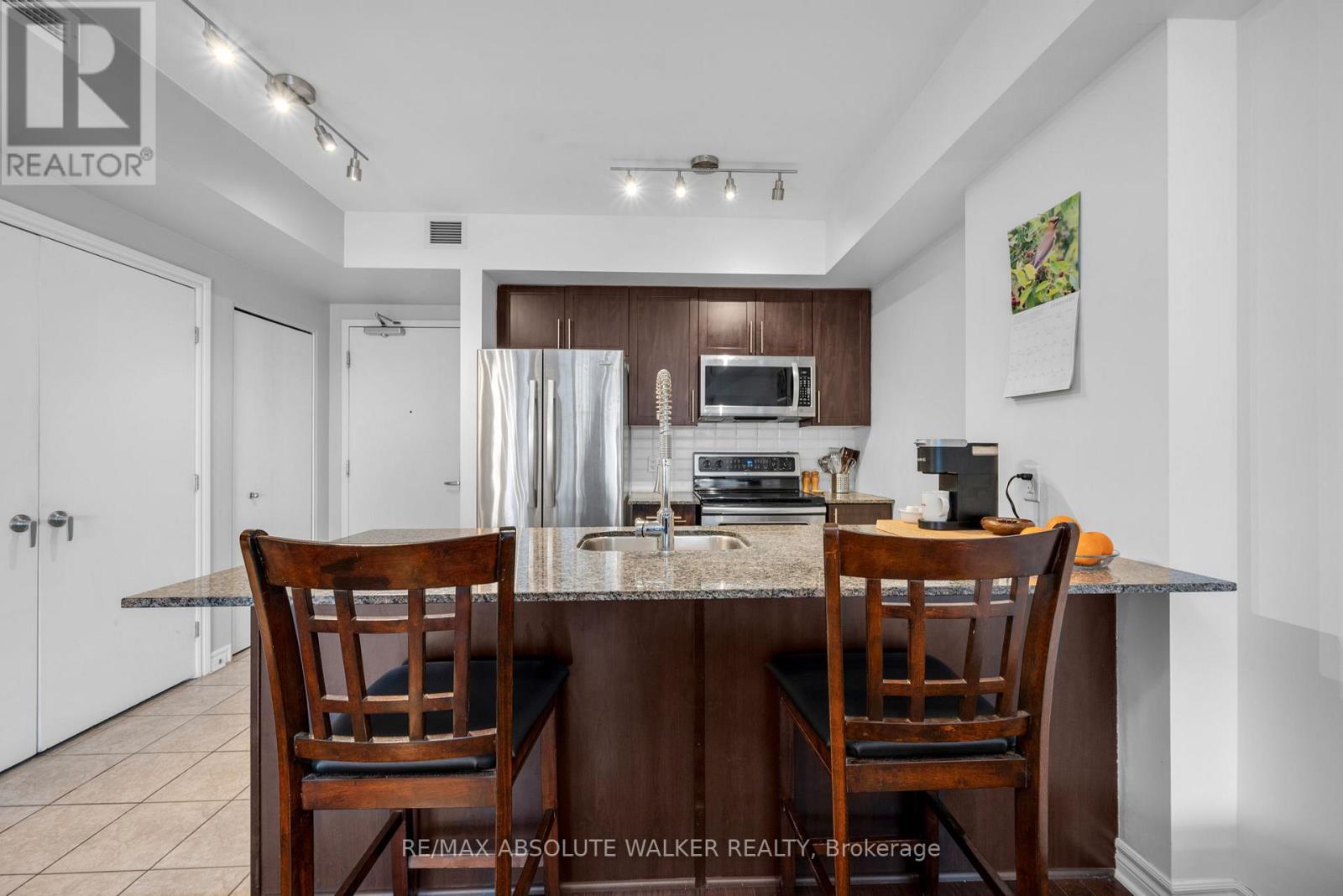 1408 - 70 Landry Street, Ottawa, Ontario  K1L 0A8 - Photo 12 - X12806586