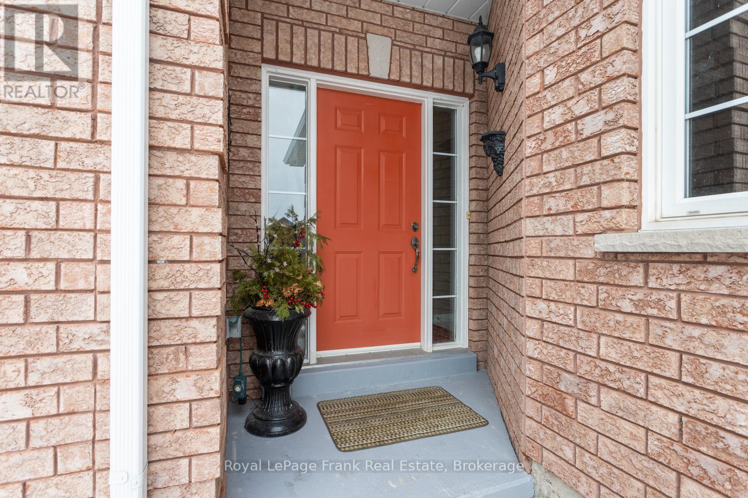 284 Rockingham Court, Cobourg, Ontario  K9A 5W3 - Photo 3 - X12805108