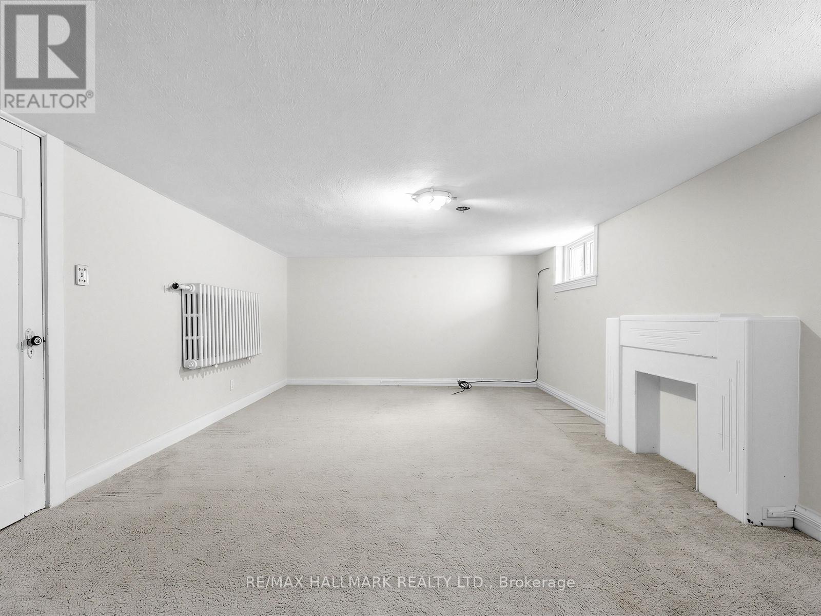 18 Roblin Avenue, Toronto, Ontario  M4C 3P8 - Photo 20 - E12806520