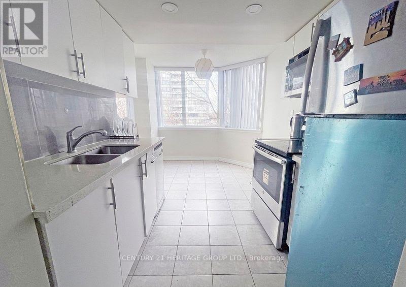 304 - 80 Alton Towers Circle, Toronto, Ontario  M1V 5E8 - Photo 3 - E12806552