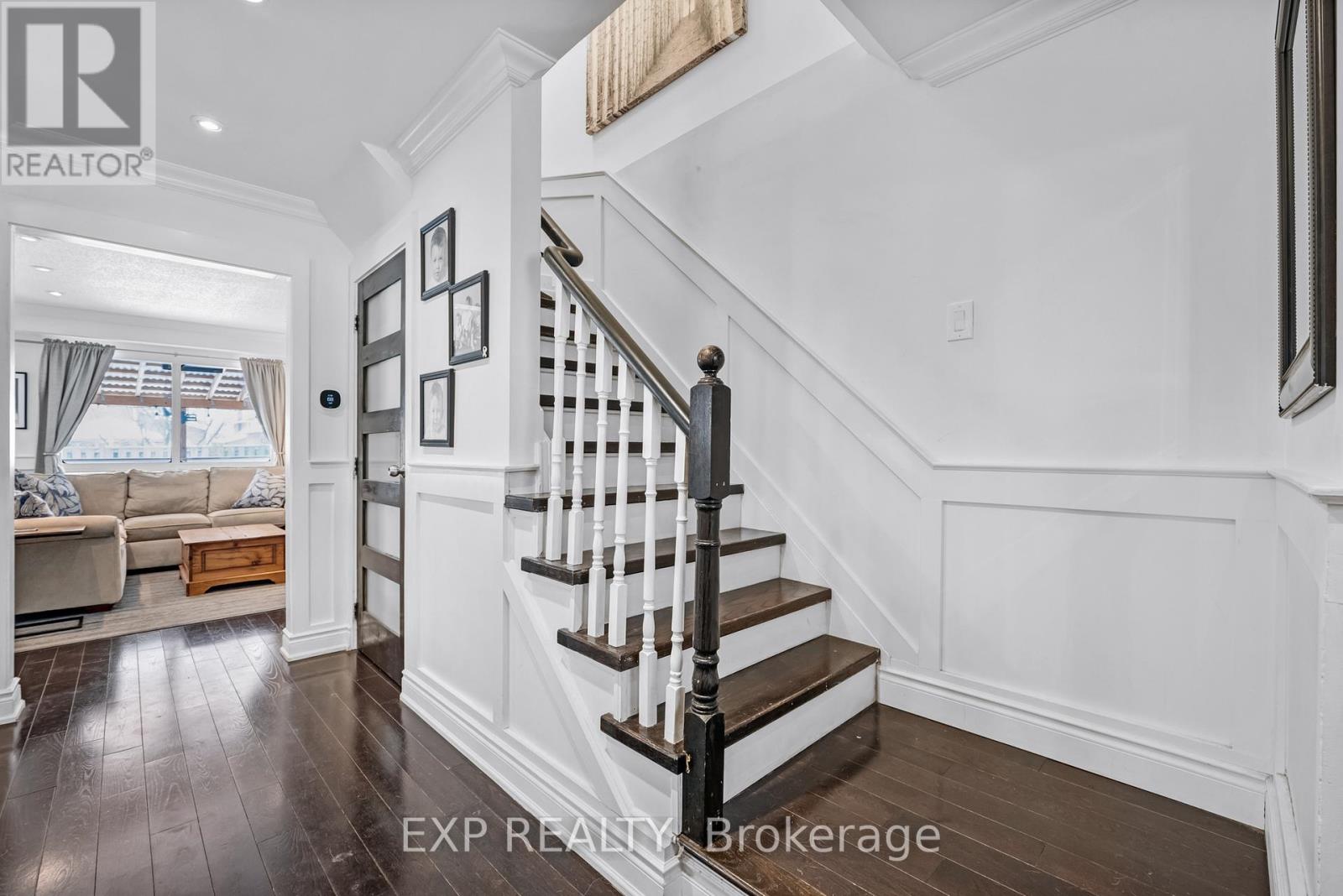 29 Golders Green Avenue, Toronto, Ontario  M1C 3N5 - Photo 18 - E12806596