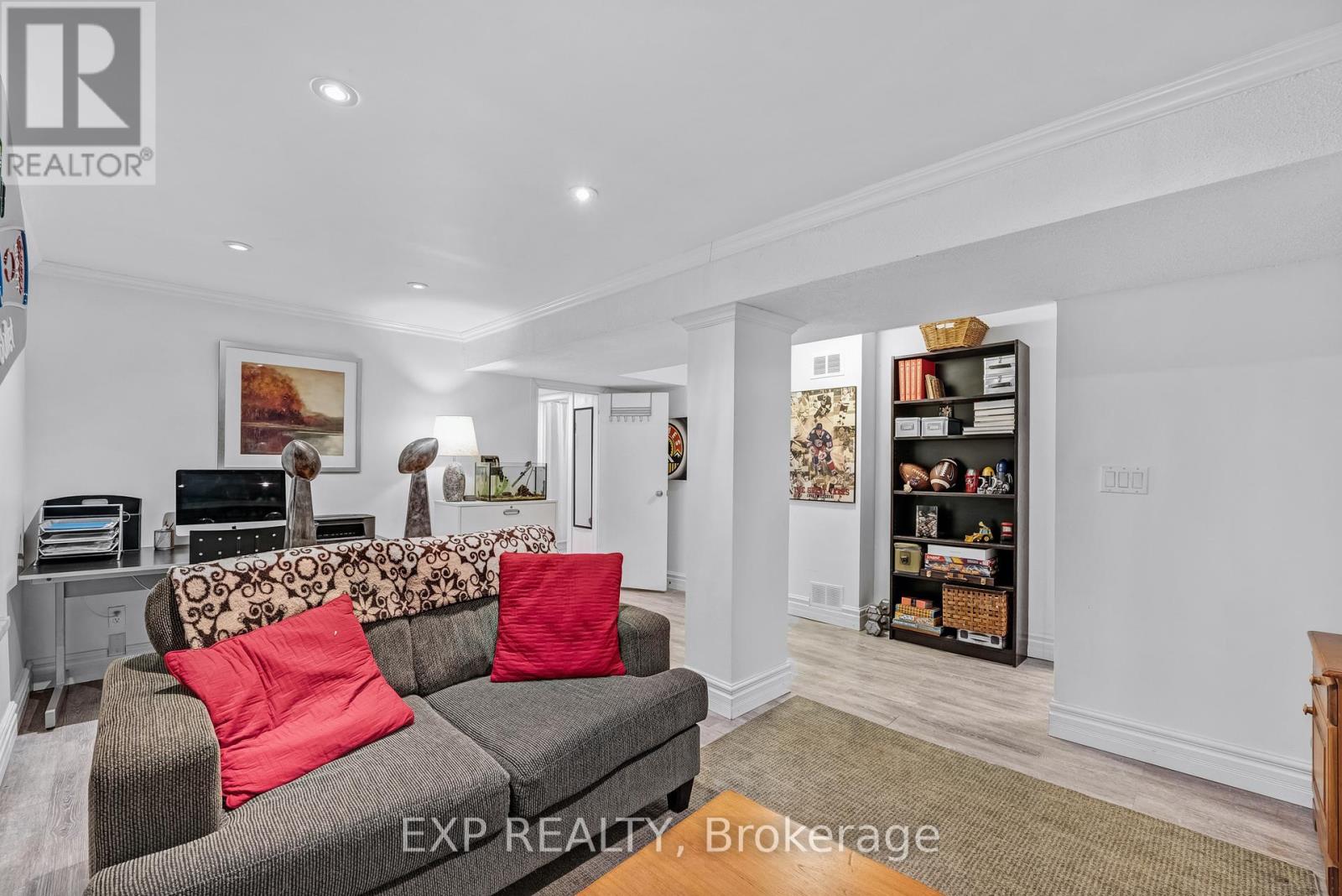 29 Golders Green Avenue, Toronto, Ontario  M1C 3N5 - Photo 32 - E12806596