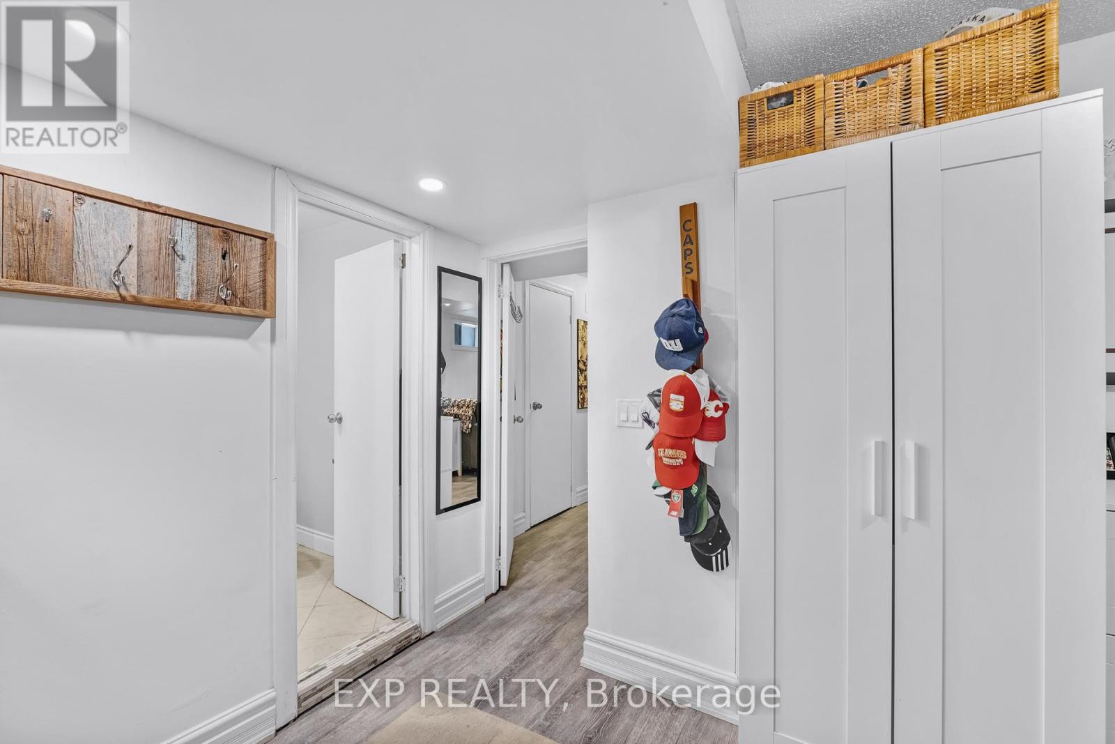 29 Golders Green Avenue, Toronto, Ontario  M1C 3N5 - Photo 34 - E12806596