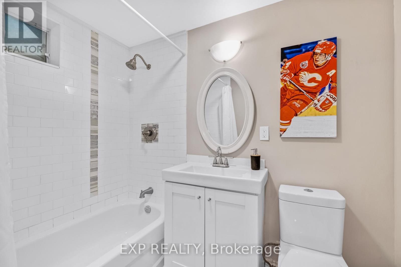 29 Golders Green Avenue, Toronto, Ontario  M1C 3N5 - Photo 35 - E12806596