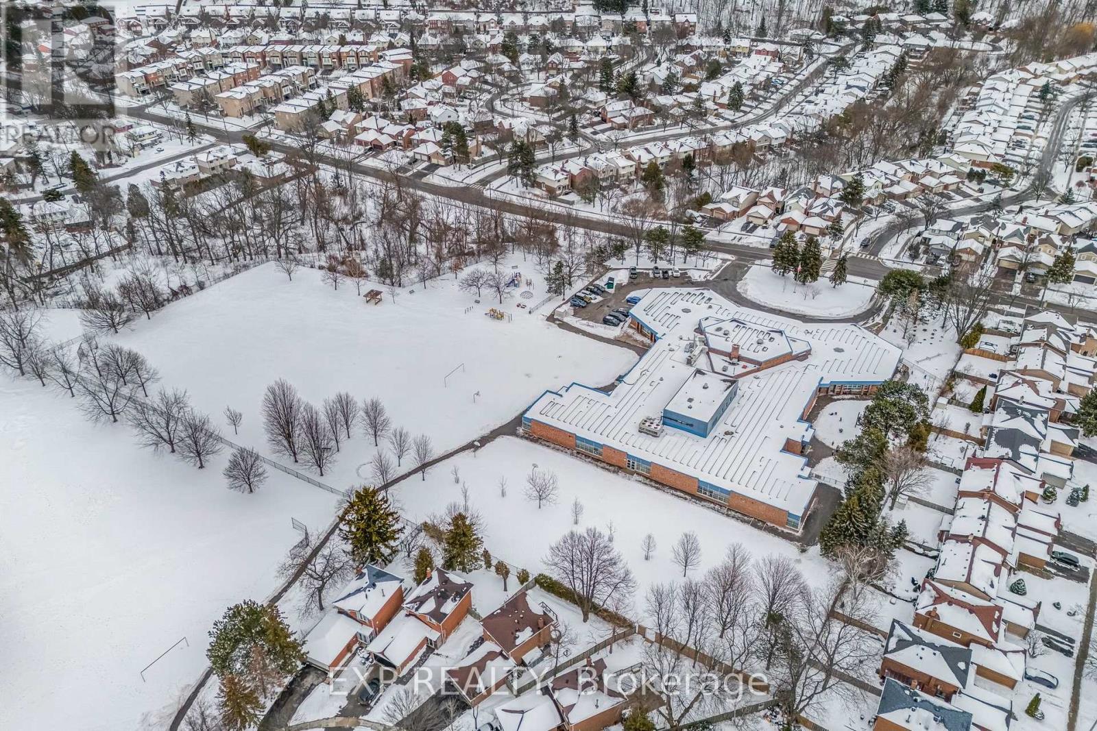 29 Golders Green Avenue, Toronto, Ontario  M1C 3N5 - Photo 43 - E12806596