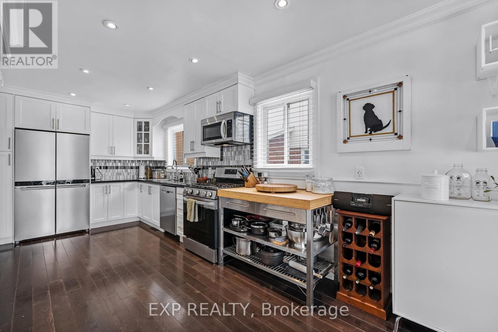 29 Golders Green Avenue, Toronto, Ontario  M1C 3N5 - Photo 7 - E12806596