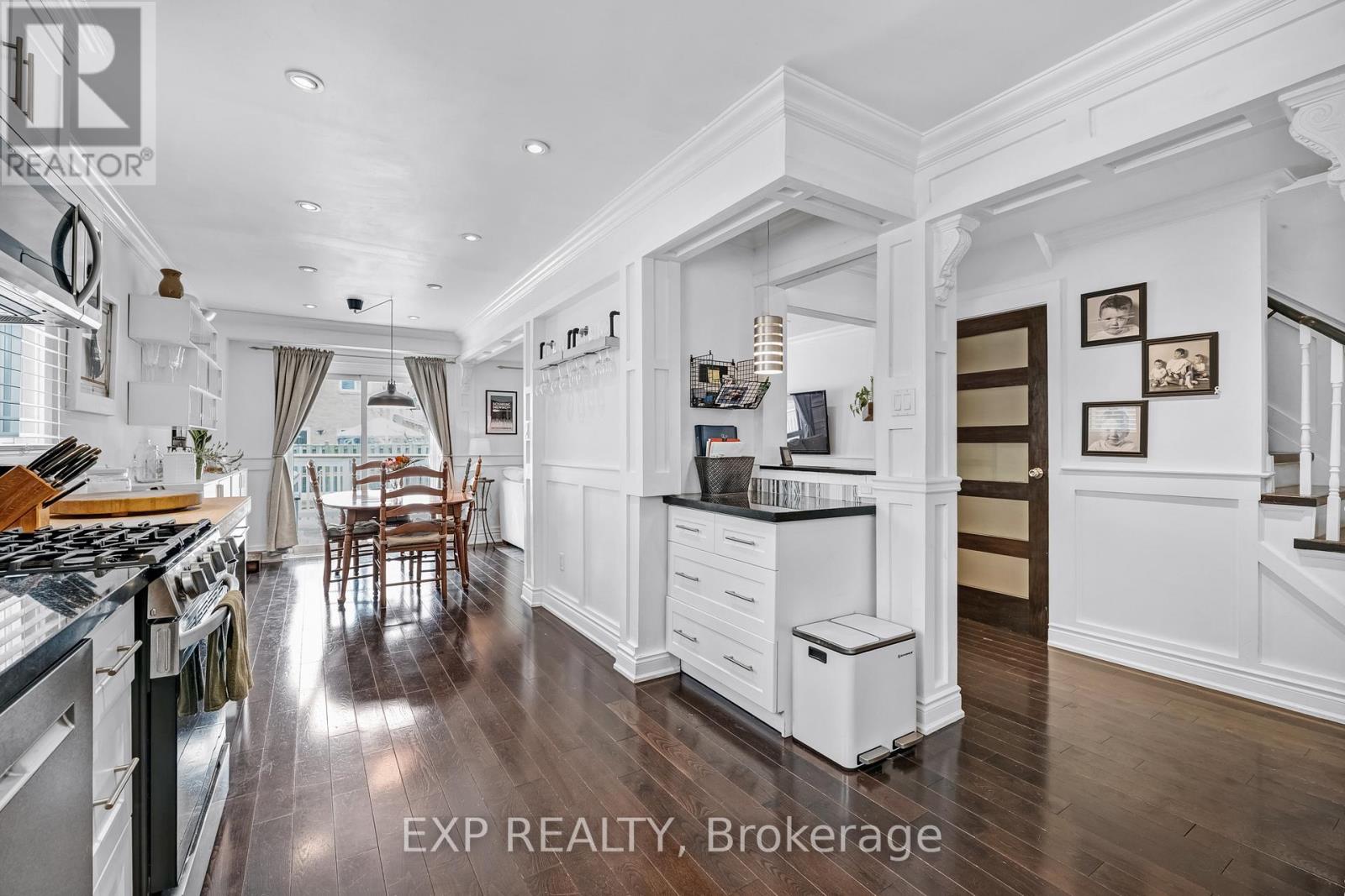 29 Golders Green Avenue, Toronto, Ontario  M1C 3N5 - Photo 9 - E12806596