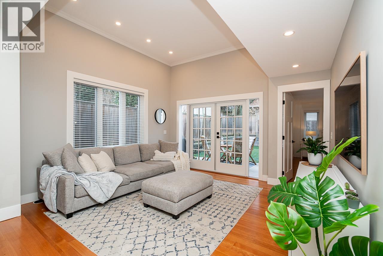 375 Keary Street, New Westminster, British Columbia  V3L 3L2 - Photo 8 - R3091906