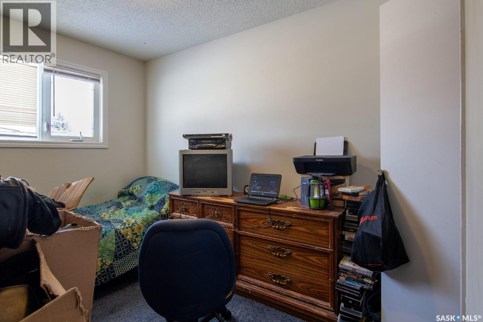 232-234 Langevin Crescent, Saskatoon, Saskatchewan  S7L 5R3 - Photo 16 - SK028931