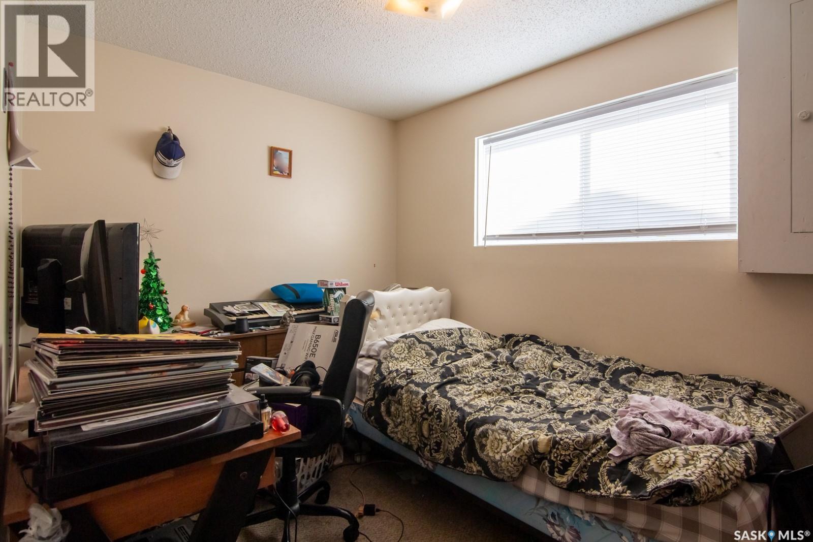 232-234 Langevin Crescent, Saskatoon, Saskatchewan  S7L 5R3 - Photo 25 - SK028931