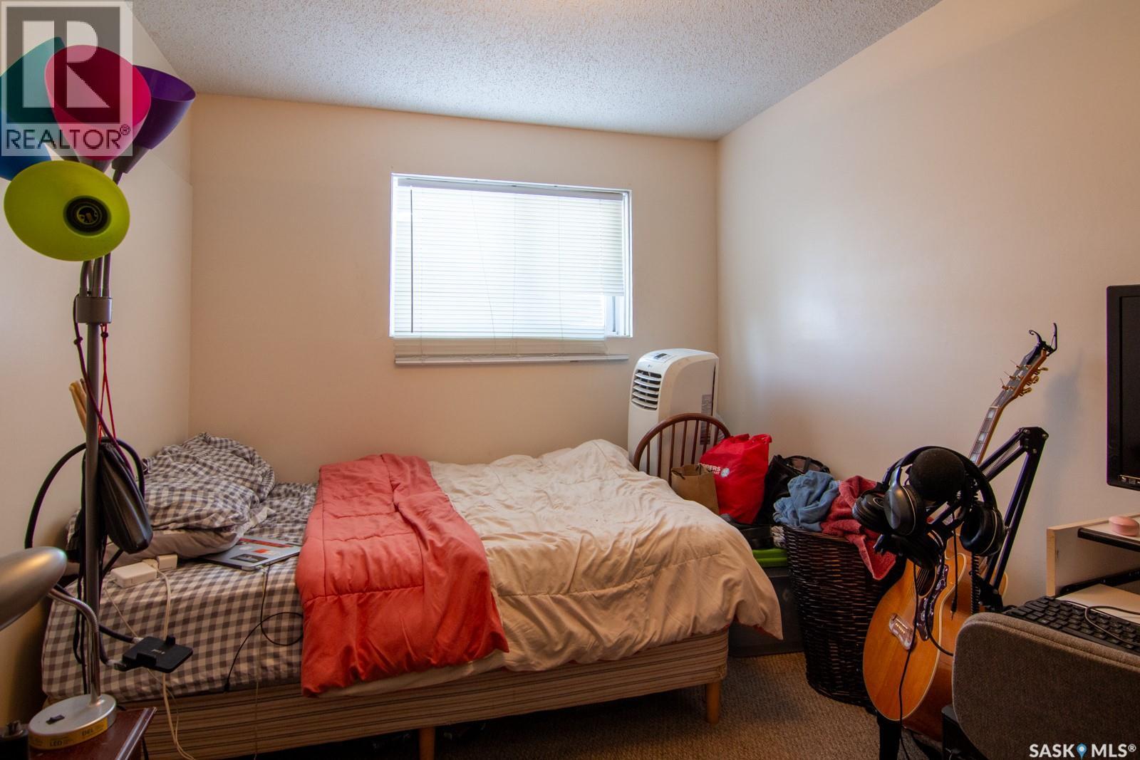 232-234 Langevin Crescent, Saskatoon, Saskatchewan  S7L 5R3 - Photo 27 - SK028931