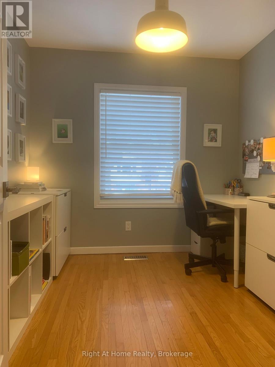 5224 Verhoeven Road, Burlington, Ontario  L7L 3A9 - Photo 16 - W12806674