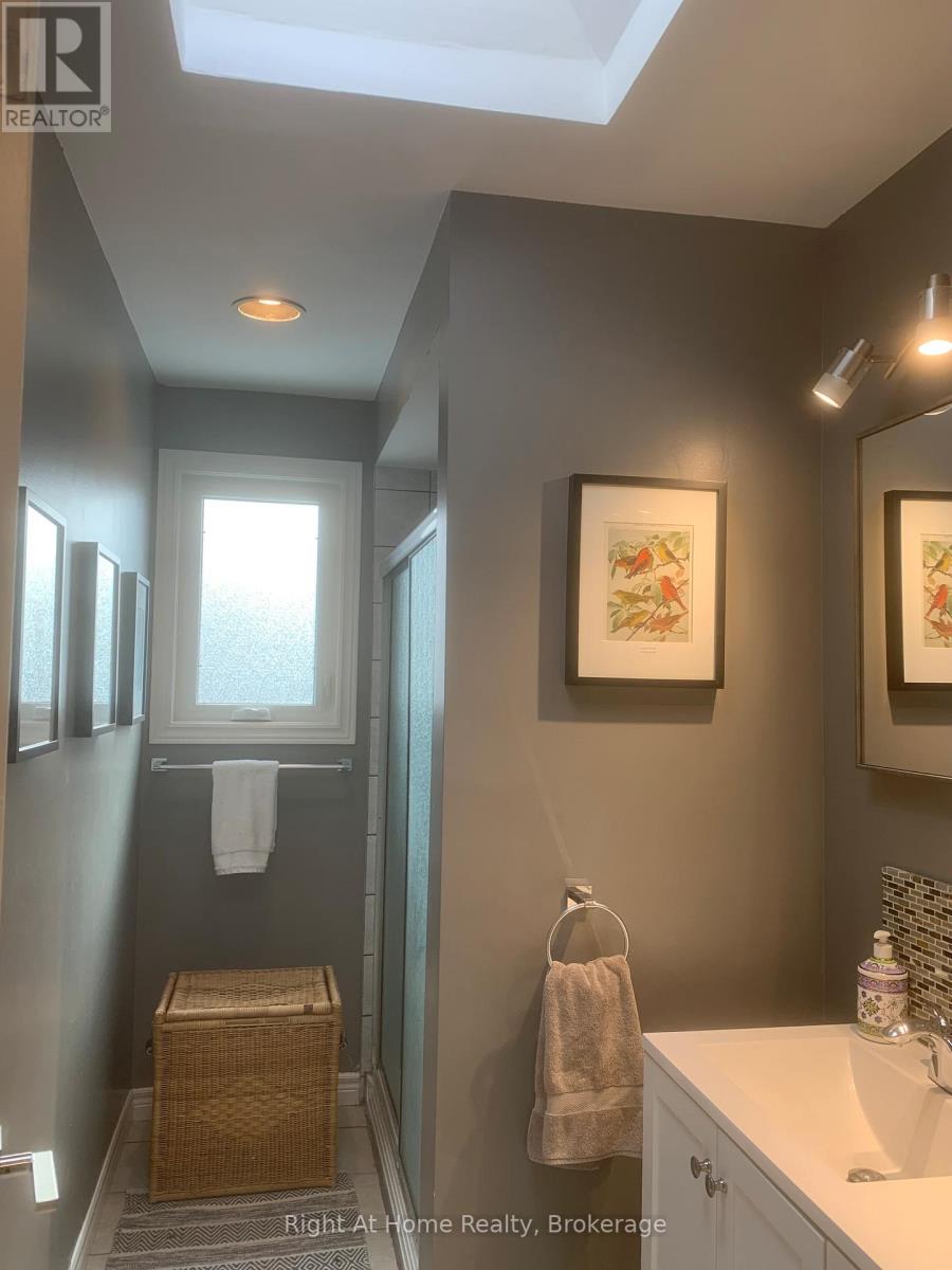 5224 Verhoeven Road, Burlington, Ontario  L7L 3A9 - Photo 17 - W12806674