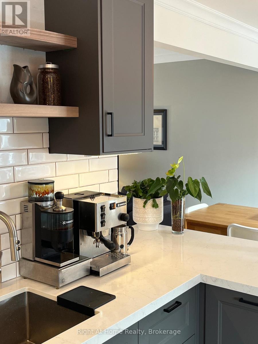 5224 Verhoeven Road, Burlington, Ontario  L7L 3A9 - Photo 6 - W12806674