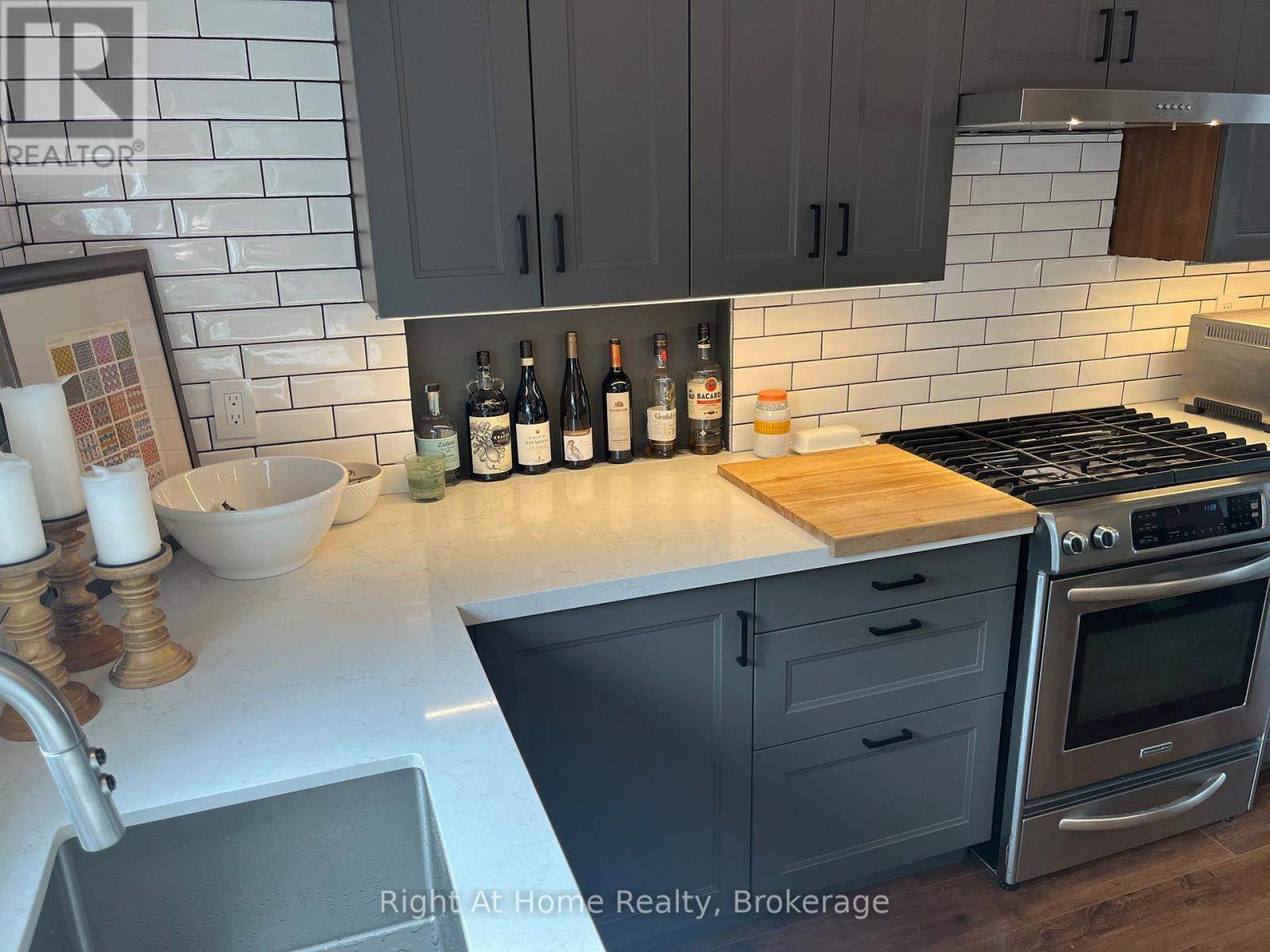 5224 Verhoeven Road, Burlington, Ontario  L7L 3A9 - Photo 9 - W12806674