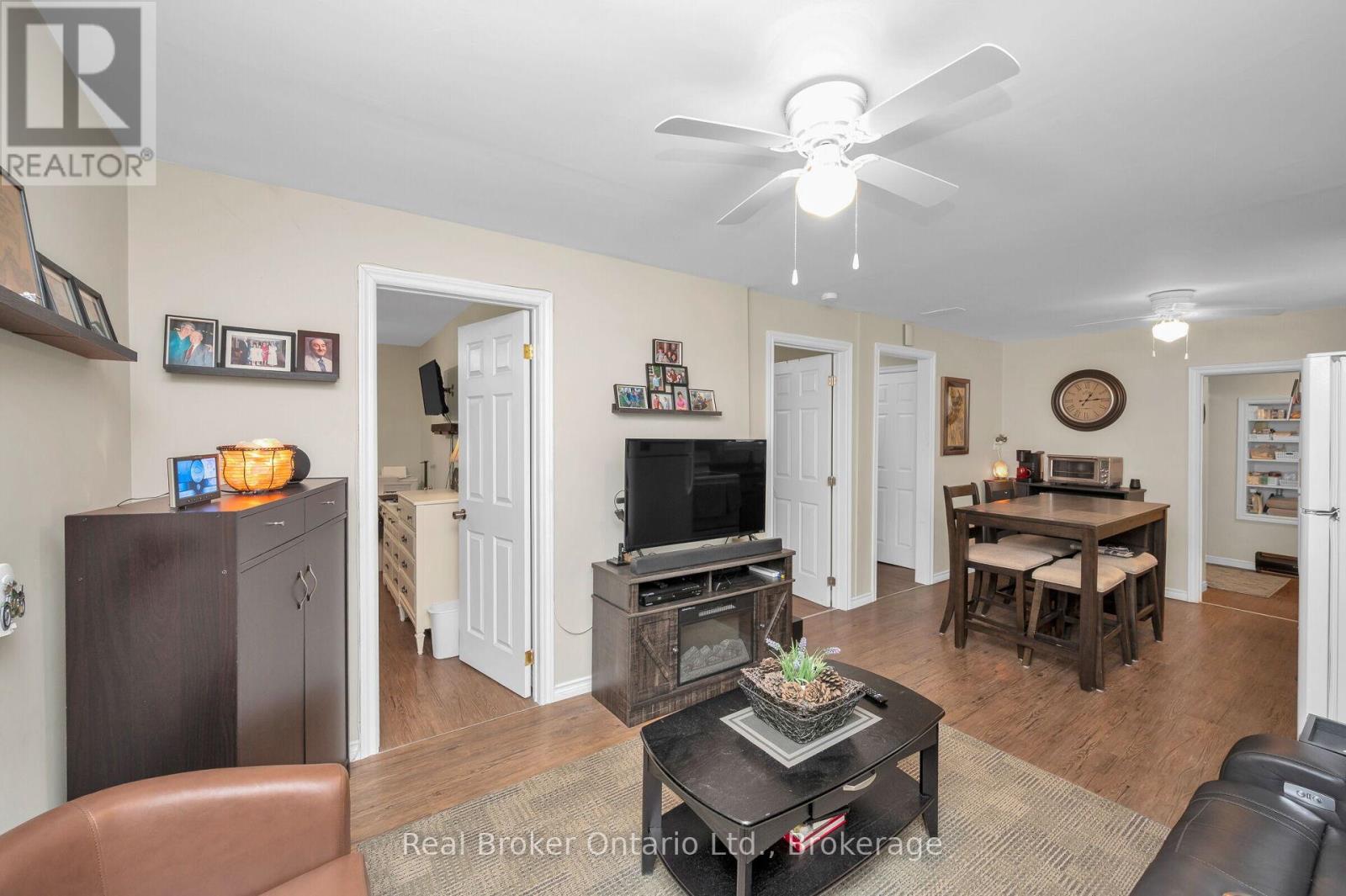 122 King Street, Brant (Burford), Ontario  N0E 1A0 - Photo 18 - X12806654