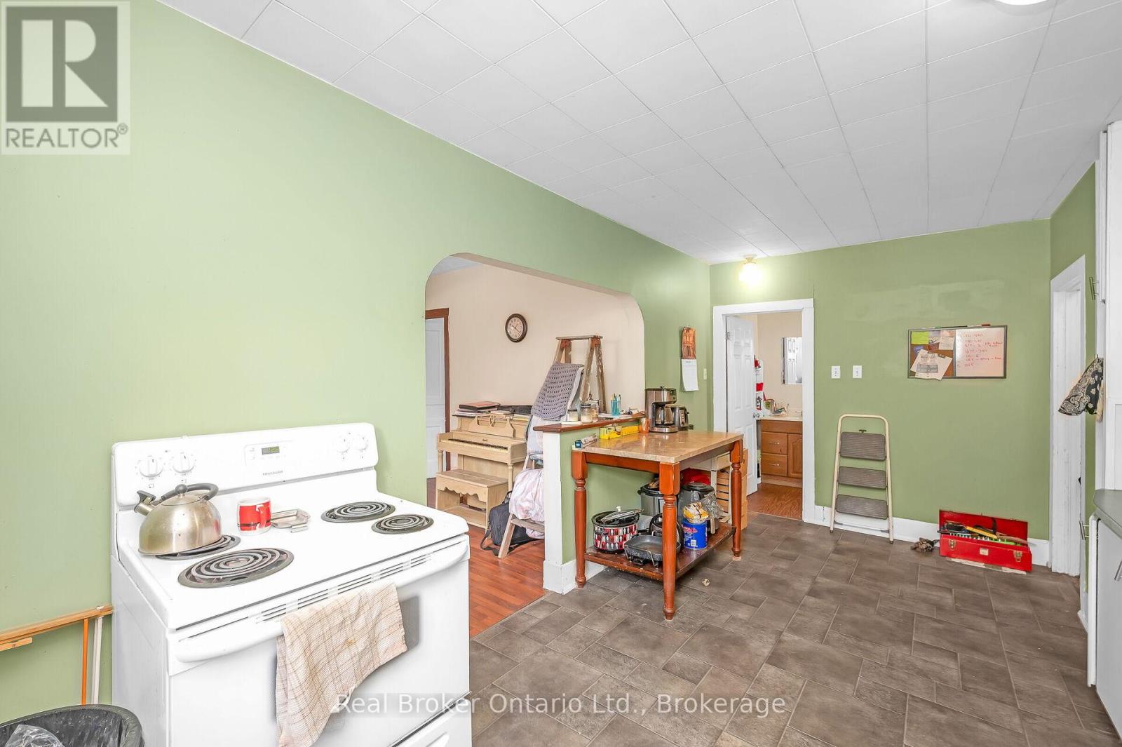 122 King Street, Brant (Burford), Ontario  N0E 1A0 - Photo 25 - X12806654