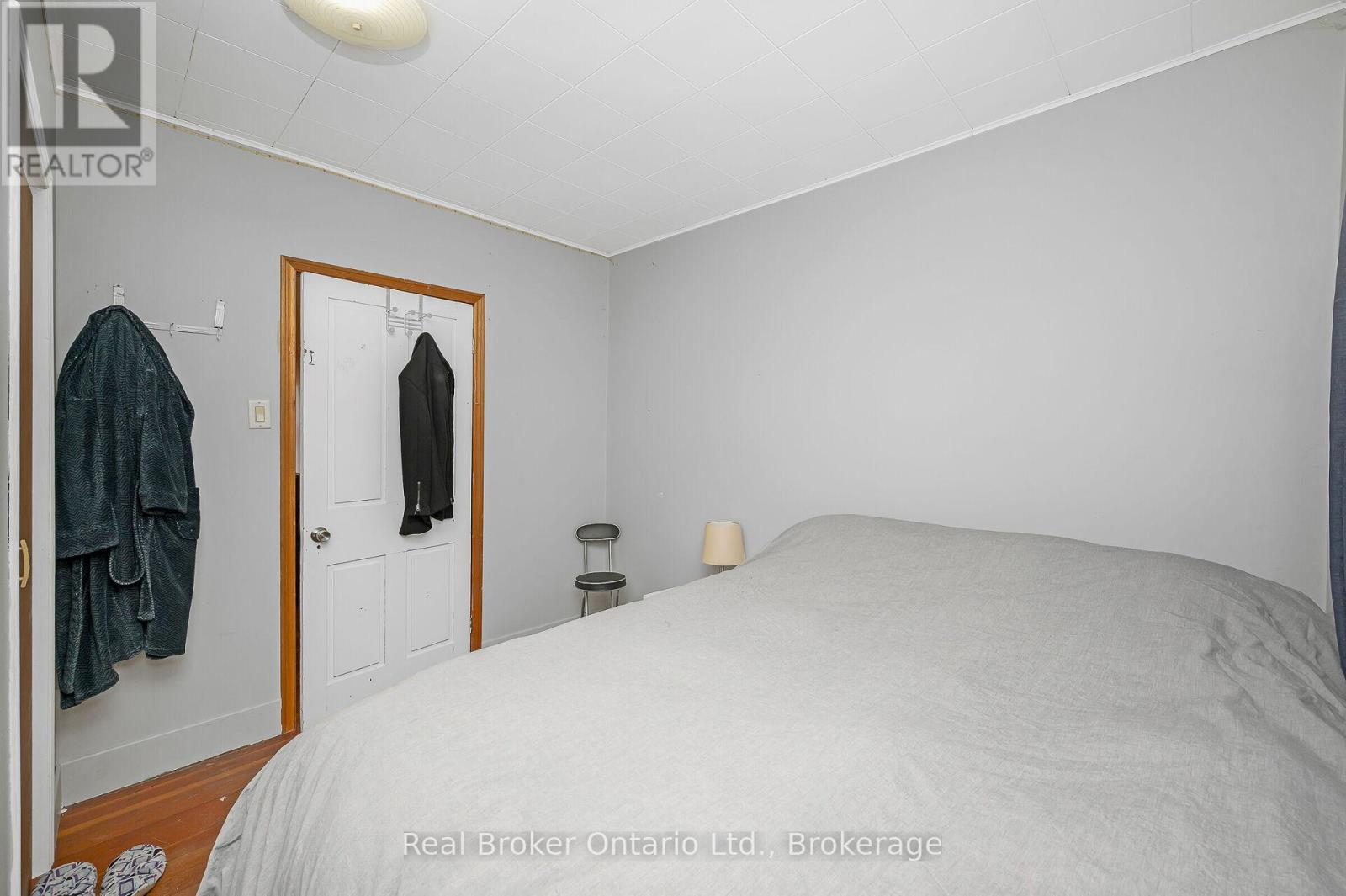 122 King Street, Brant (Burford), Ontario  N0E 1A0 - Photo 43 - X12806654