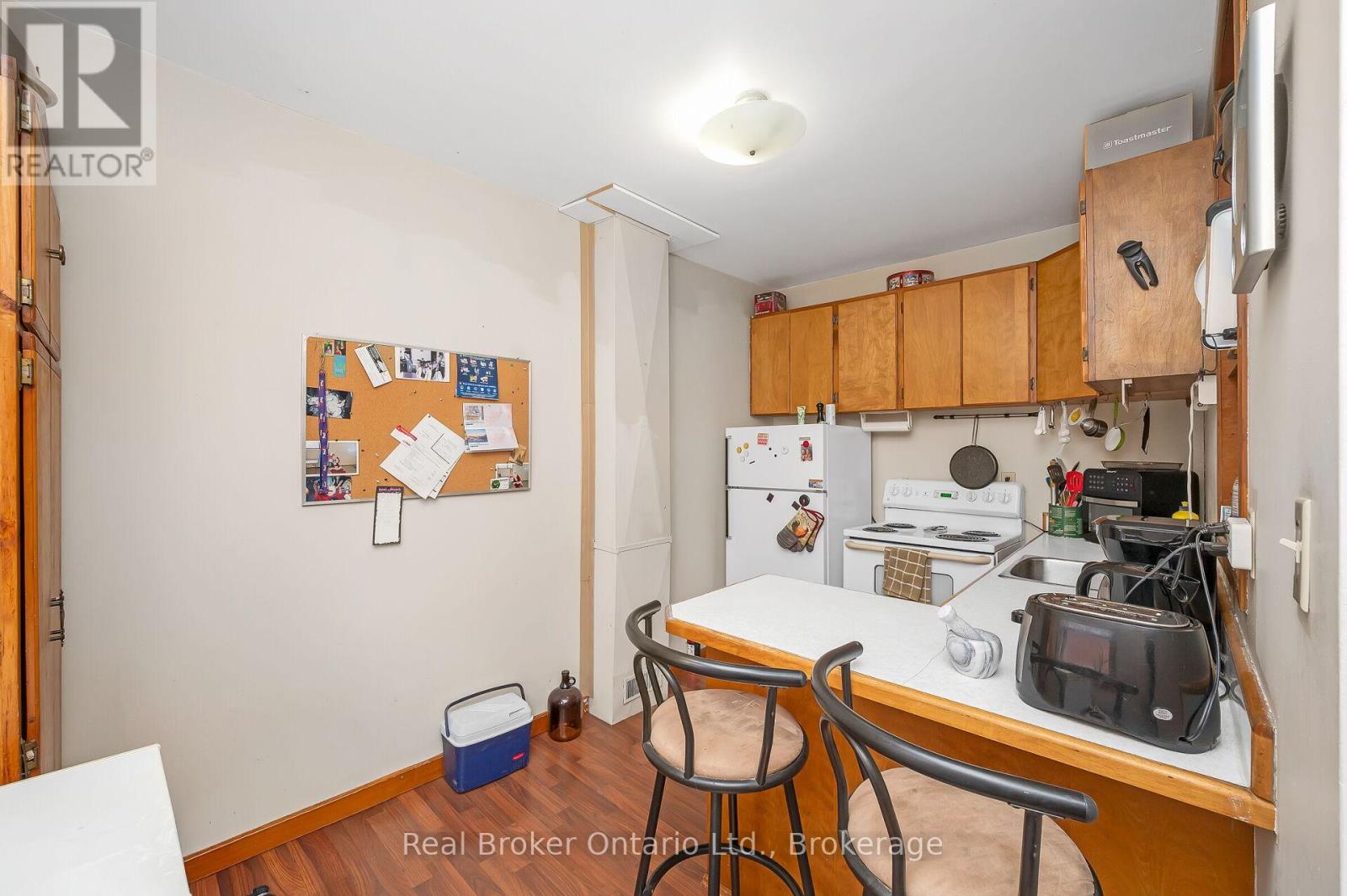 122 King Street, Brant, Ontario  N0E 1A0 - Photo 34 - X12806666