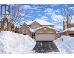 10 GORDON COURT, Barrie, Ontario