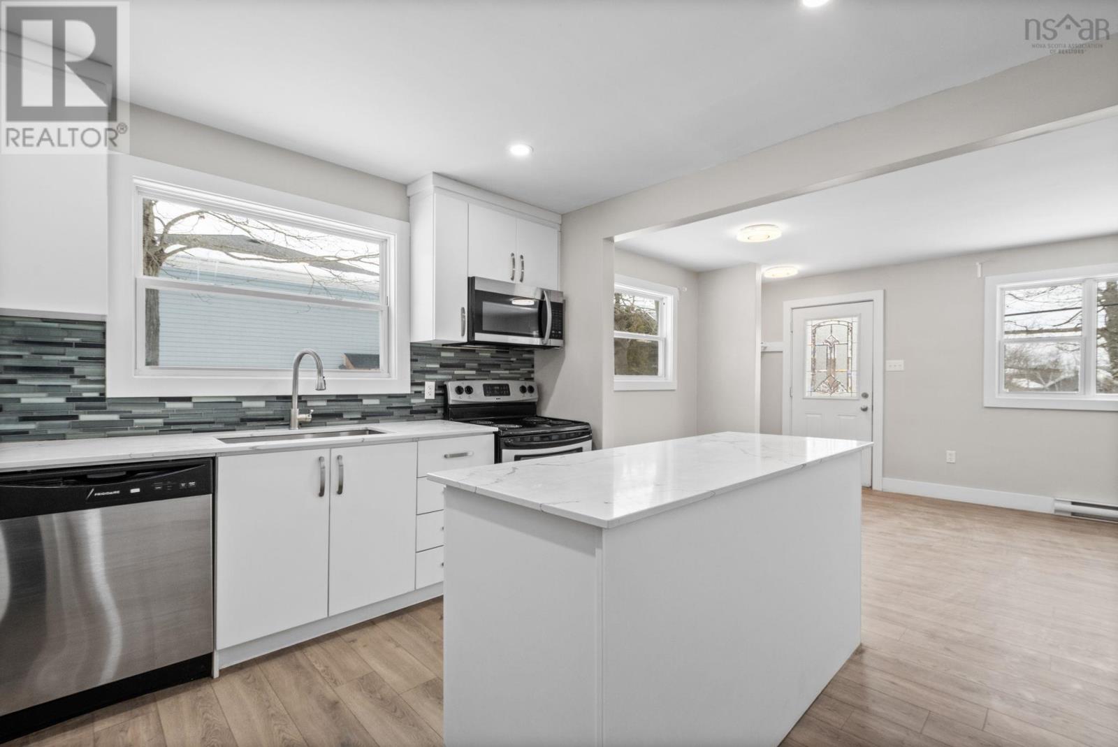 15 Saint Michaels Avenue, Halifax, Nova Scotia  B3P 1M6 - Photo 16 - 202603151